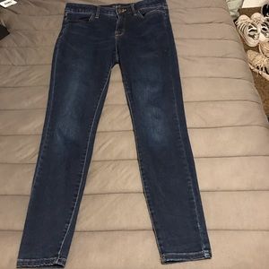 Dark wash skinny jeans/jeggings